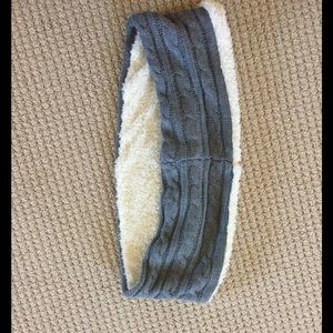 New faux fur infinity scarf with knit design