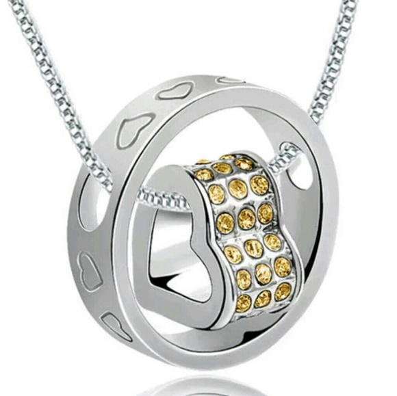 Heart in ring necklace - Picture 1 of 3