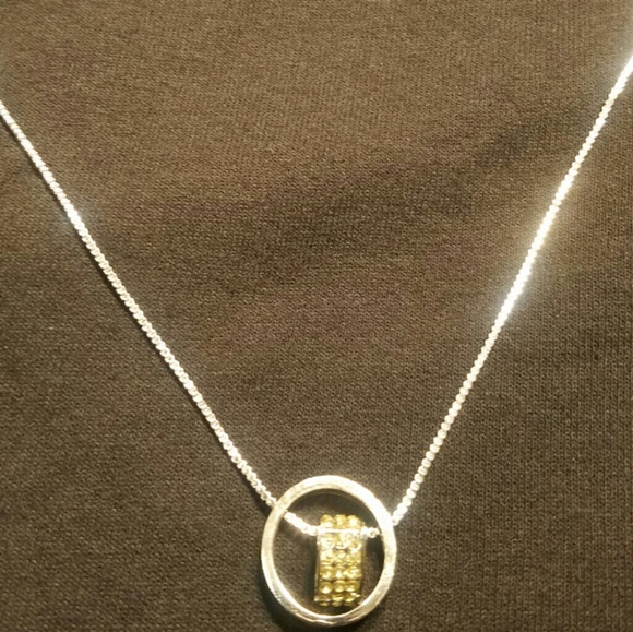 Heart in ring necklace - Picture 3 of 3