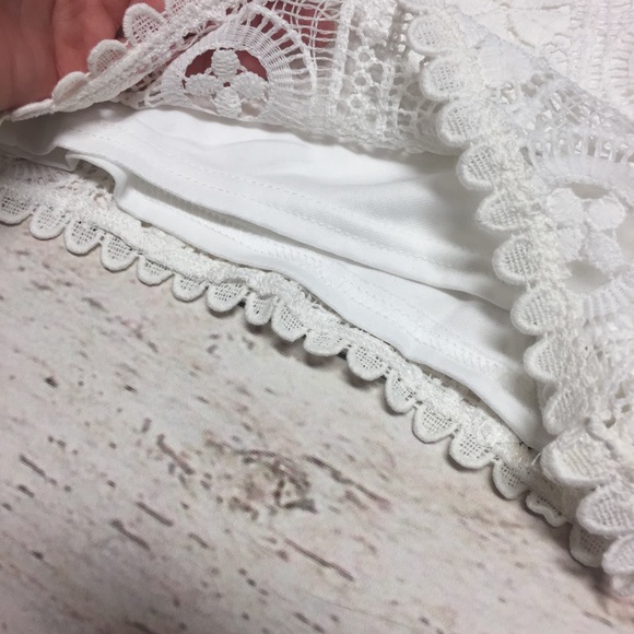 Ivory Crochet Shorts - Picture 5 of 5