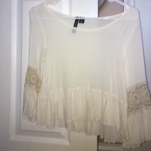 Off white shirt with fancy sleeves