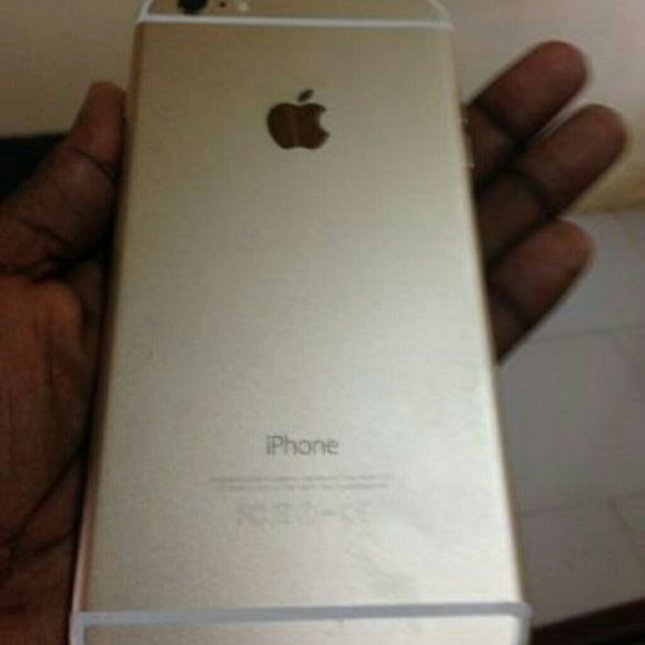 I phone - Picture 1 of 1