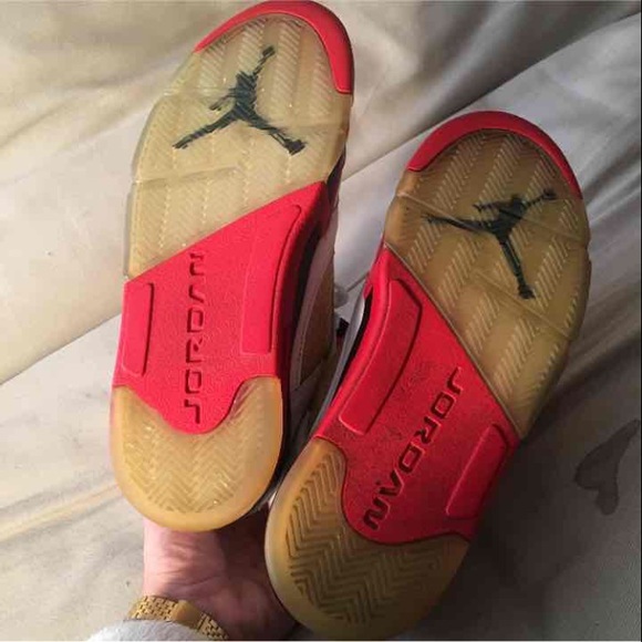 Fire Red V - Picture 3 of 4