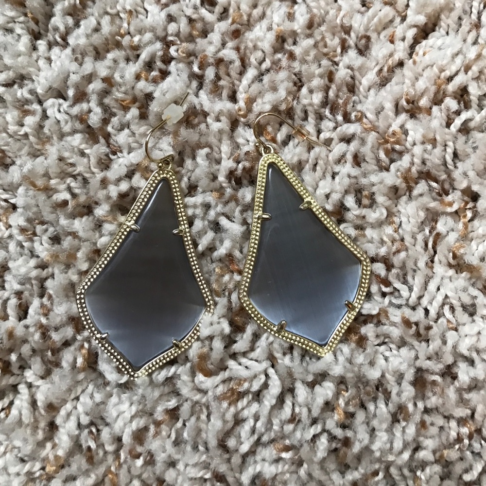 Kendra Scott earrings