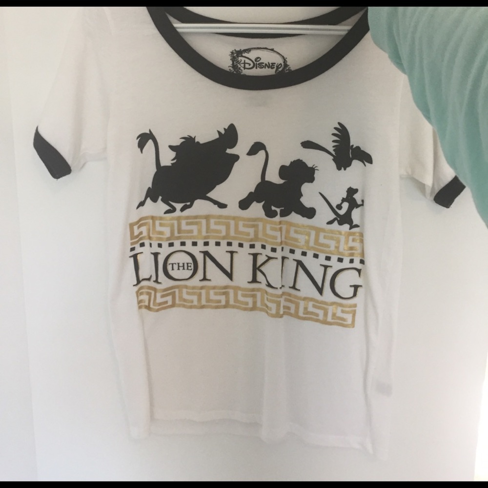 Disney brand Lion king shirt
