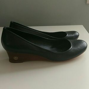 Tory Burch wedges, sz 8