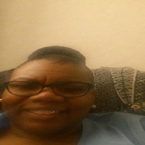 Meet your Posher, Katrina