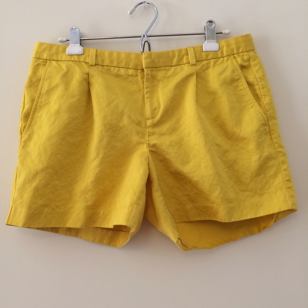 Banana Republic shorts, banana yellow!