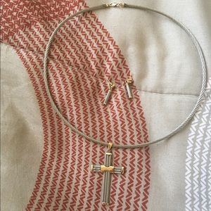 Gold/silver necklace with earrings