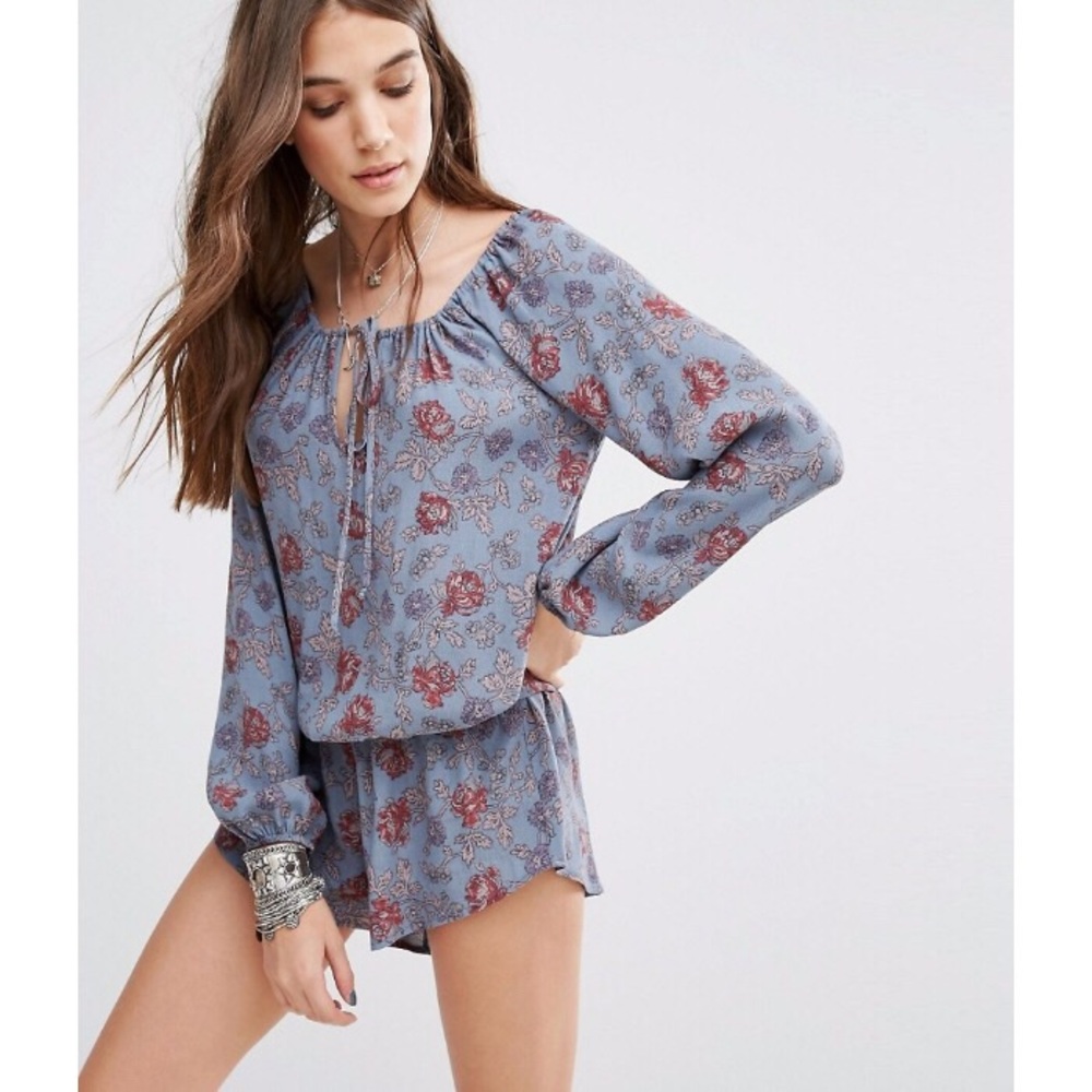 🔹Last 1🔹 Floral On or Off Shoulder Romper - Picture 3 of 5