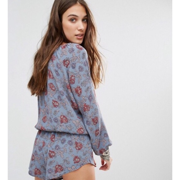 🔹Last 1🔹 Floral On or Off Shoulder Romper - Picture 4 of 5