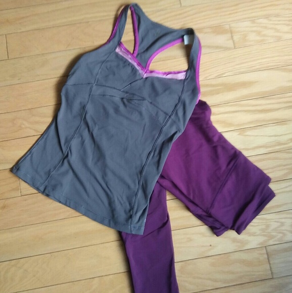 ALO Yoga Tops - 🐶Sale🐶Alo yoga sport tank