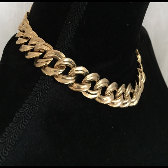 Bold Gold Cuban Link Choker Y2K Vintage Style Statement Necklace - Picture 2 of 3
