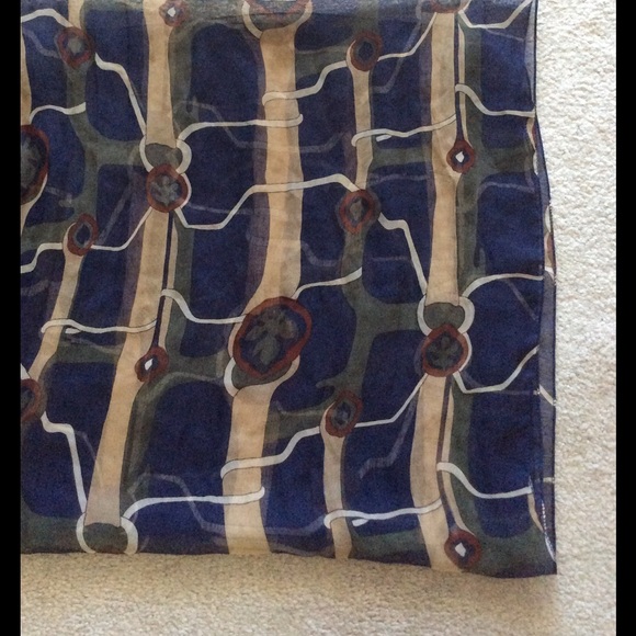 BLUE PRINTED SCARFS 2 for 1 Price💙💙 - Picture 2 of 6