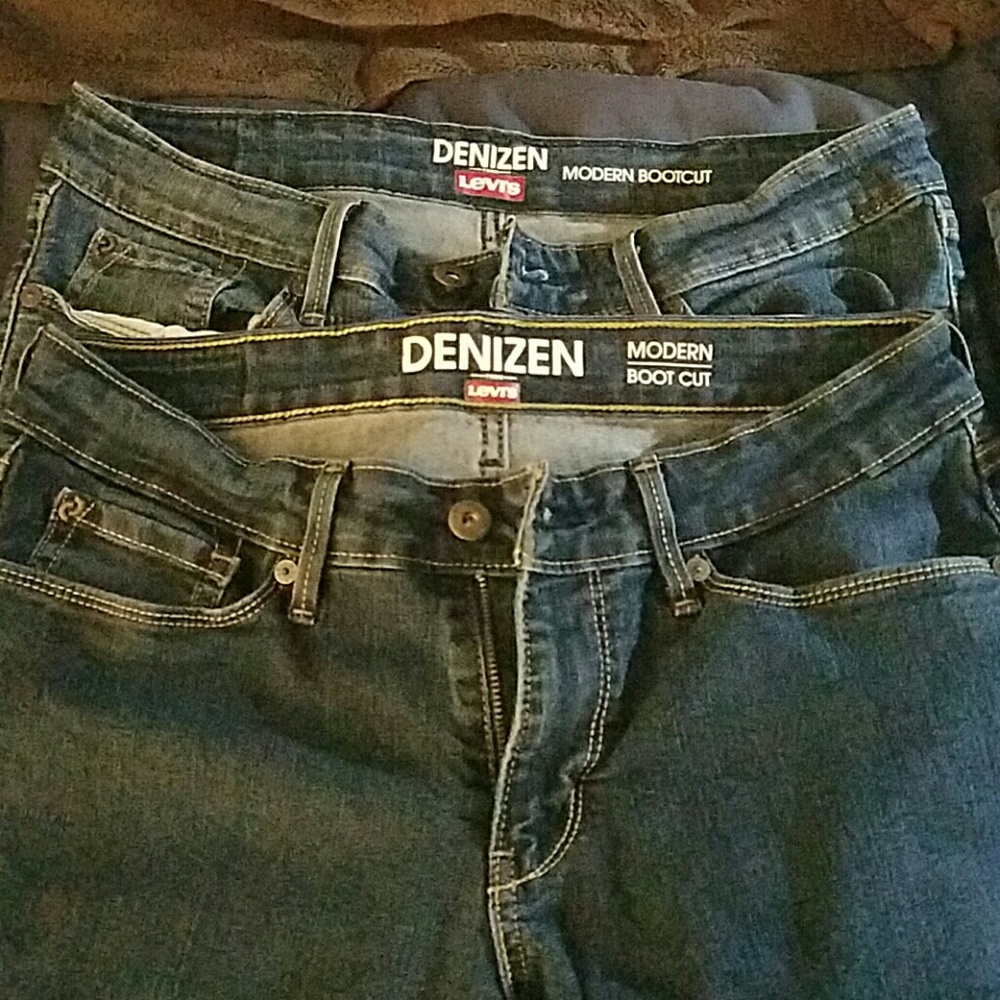 2 pairs of dark wash jeans