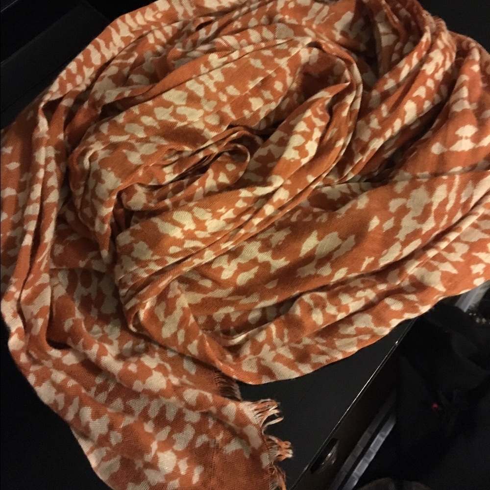 Light burnt orange and cream scarf