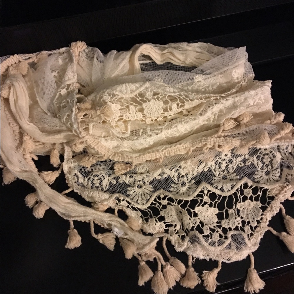 Lace scarf from Venice