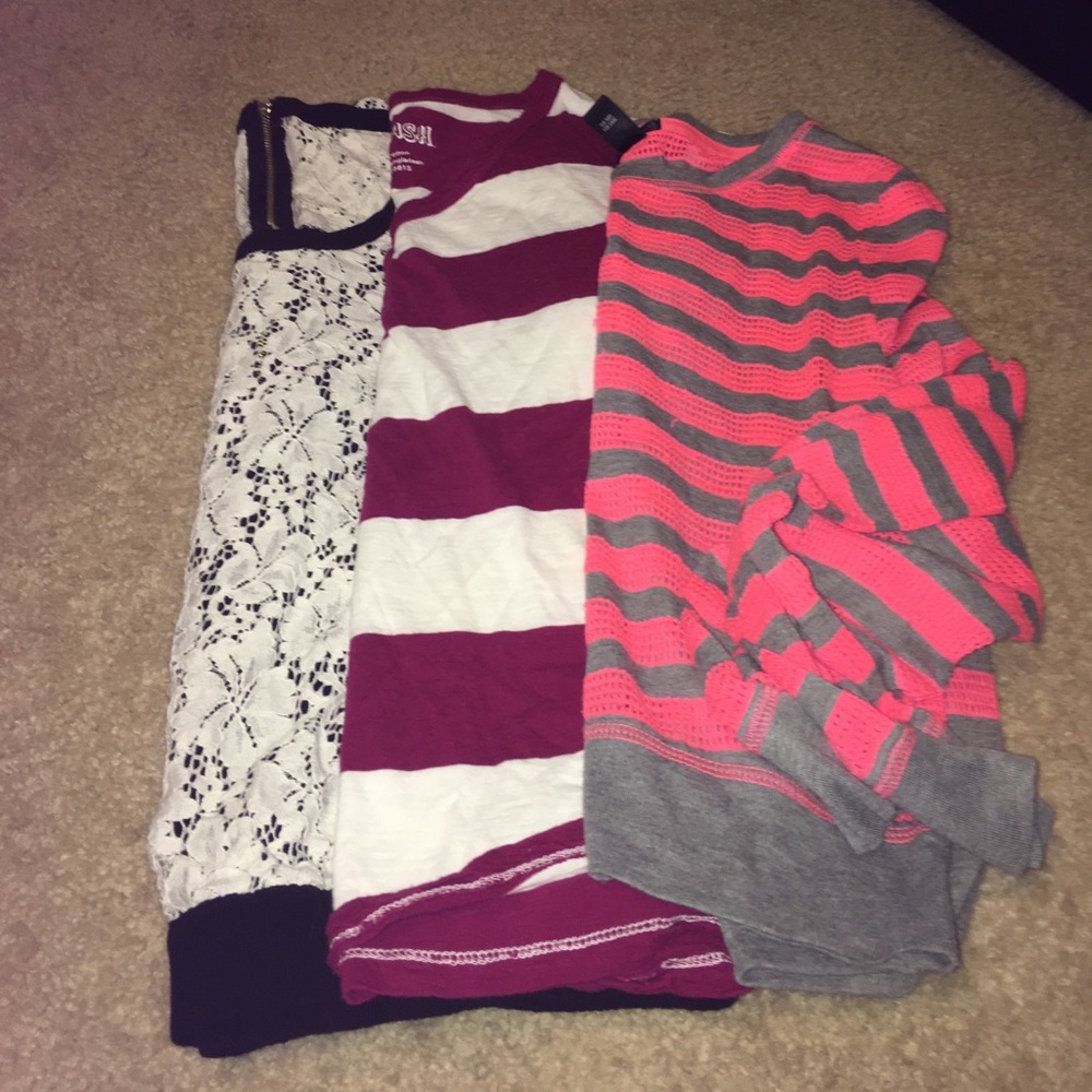 Bundle of 3 tops