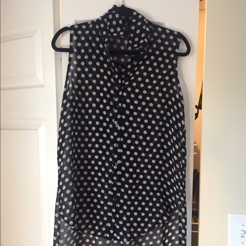 Hi-low polka dot button town tank