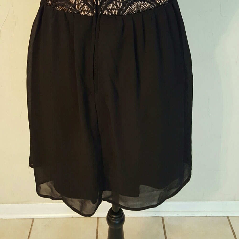 Mini dress - Picture 6 of 6