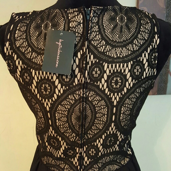 Mini dress - Picture 5 of 6