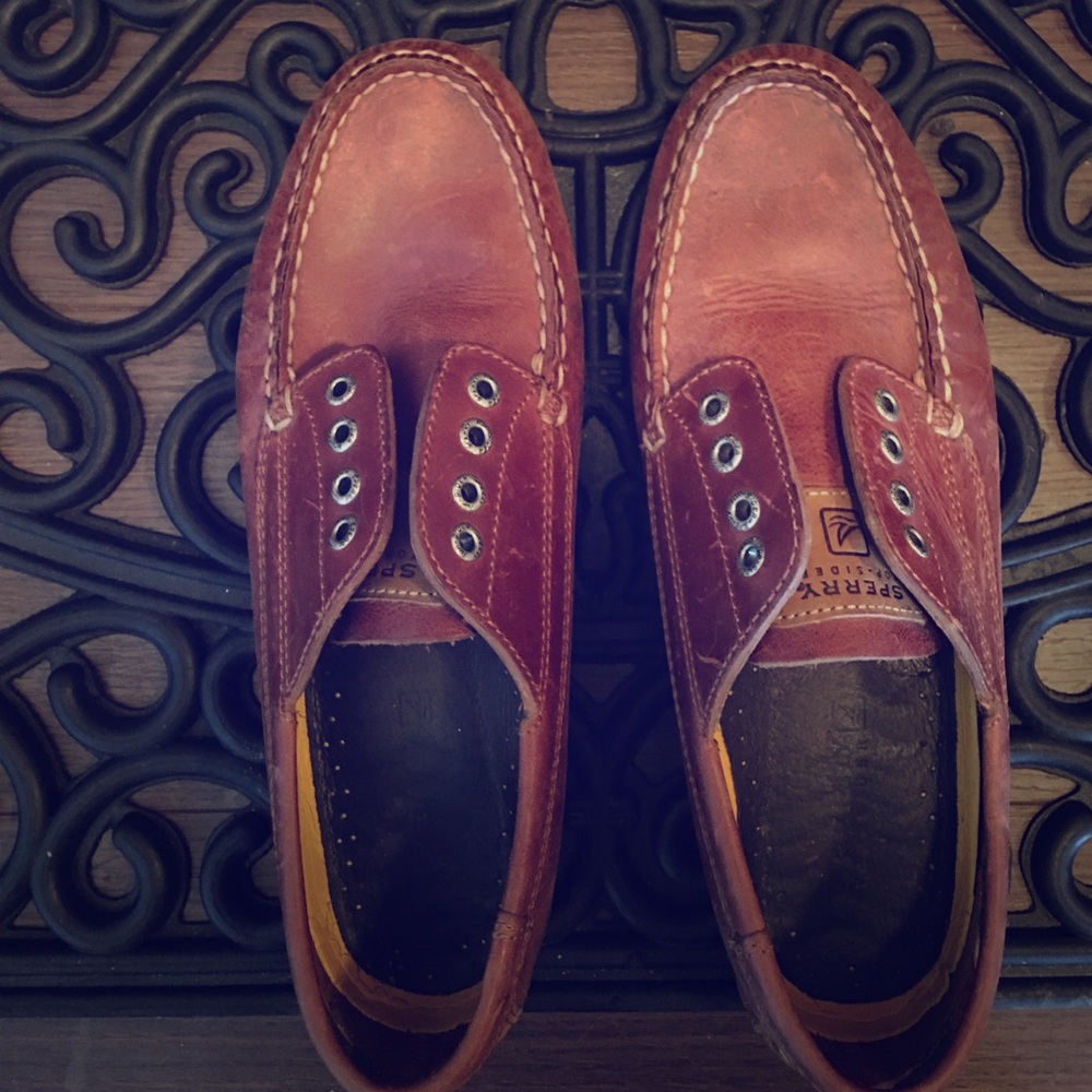 Sperry. Top sider.