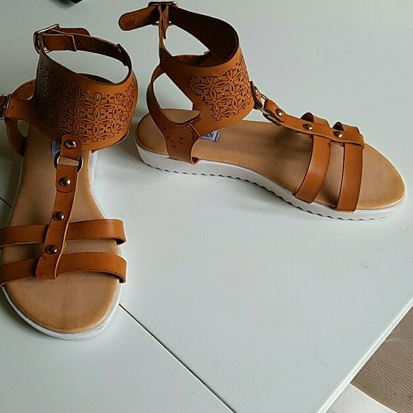 BOHO sandals - Picture 2 of 4