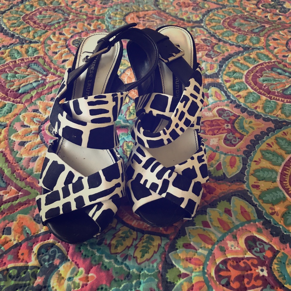 Chinese Laundry size 8 Heels.