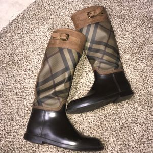 Burberry rain boots