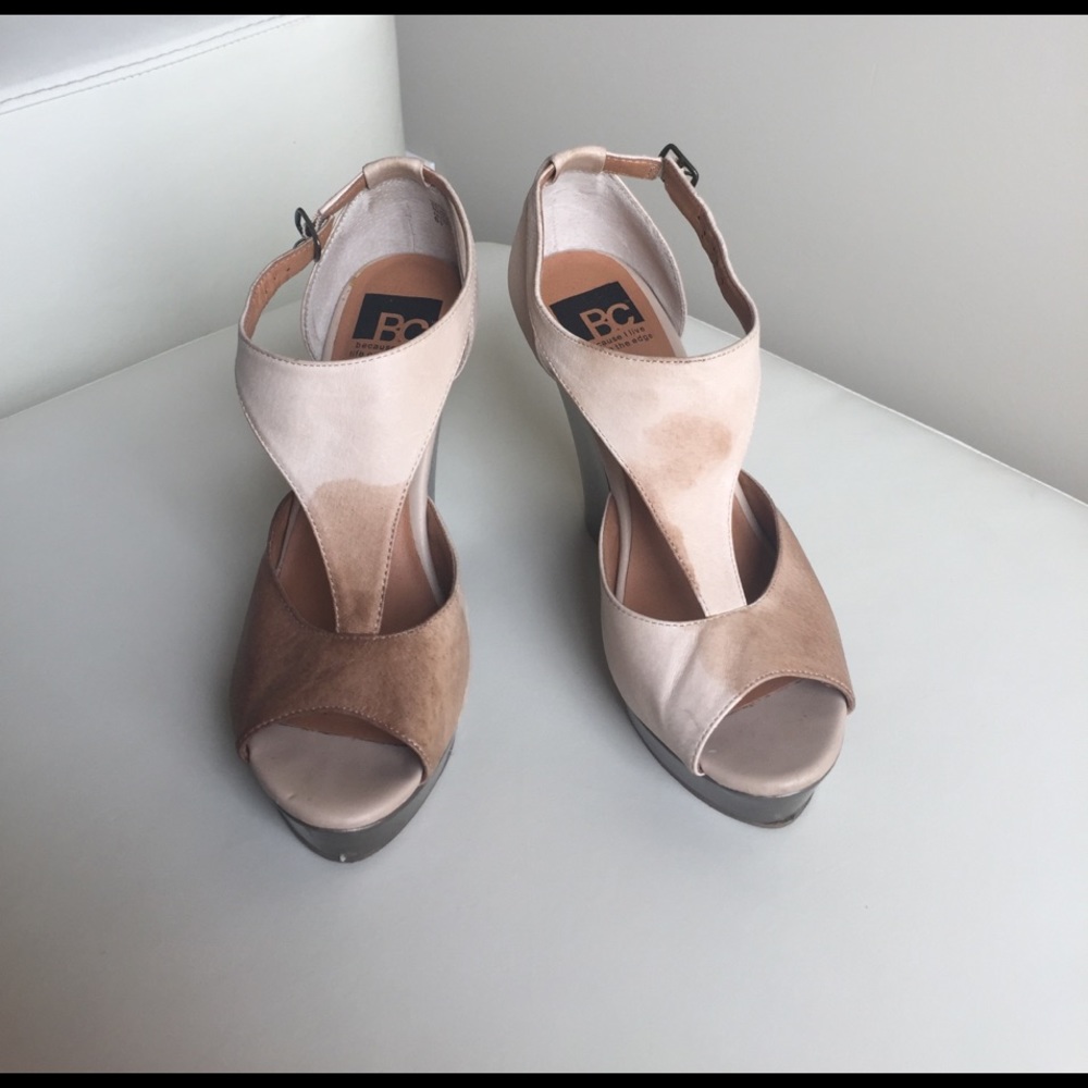 BC leather stained nude wedges