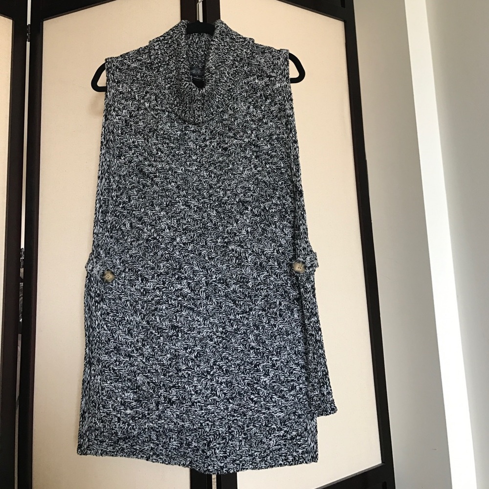 Sweater Vest