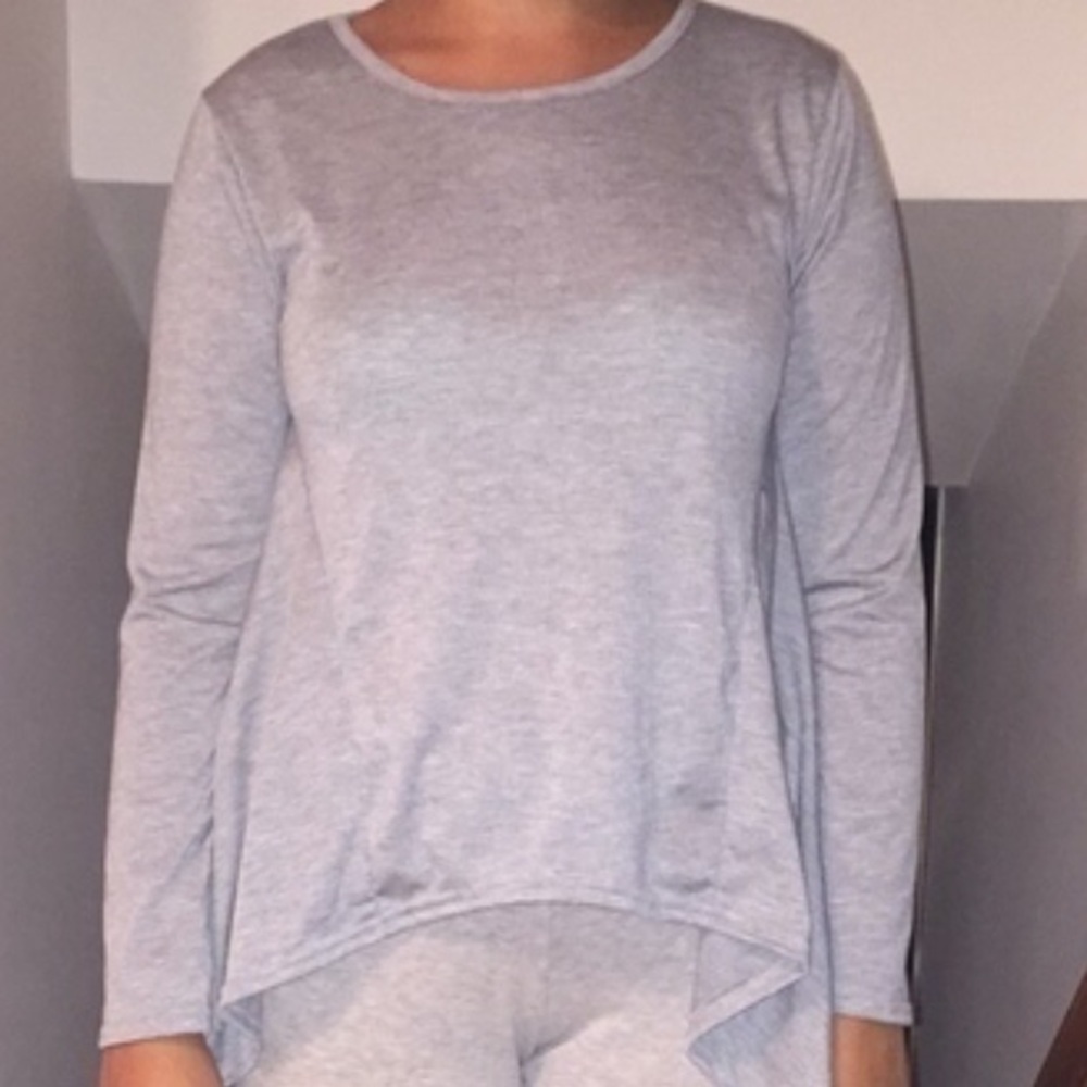 Gray top