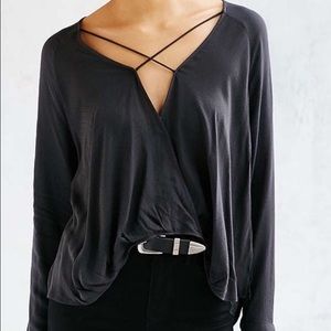 Silence and noise front cross blouse