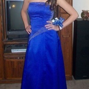 Blue floor length prom dress