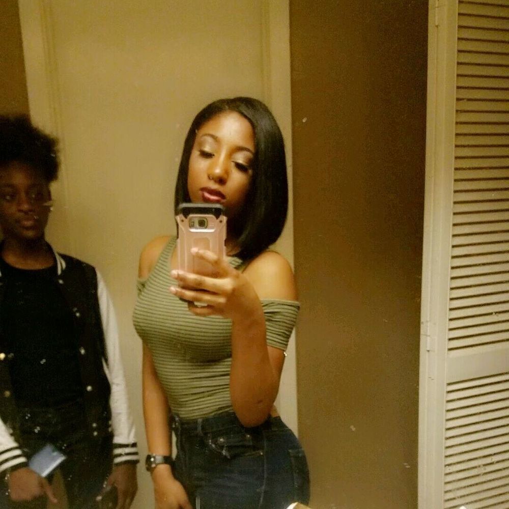 Meet your Posher, Yahsha