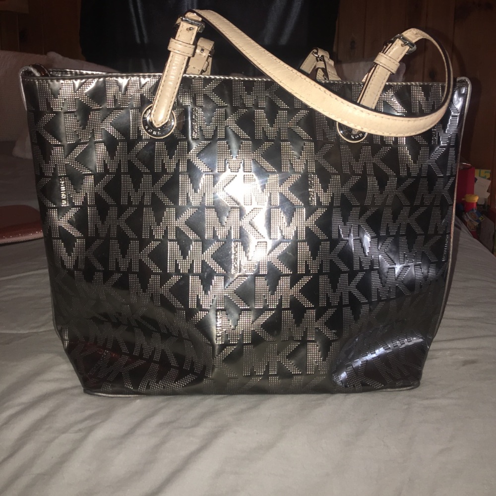 MK Authentic purse