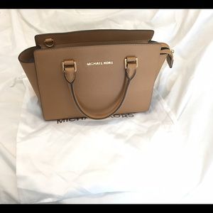 Michael Kors Selma Satchel Medium