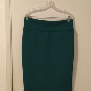 Sale! NWOT Gorgeous teal Lularoe Cassie skirt XL