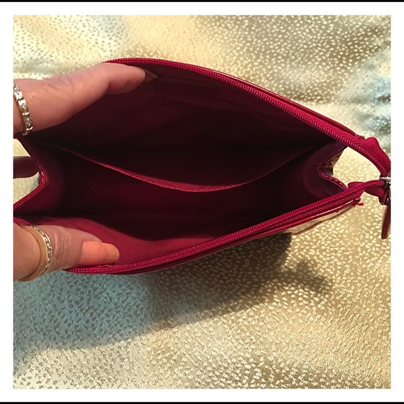 🔴4.99 SHIPPING DIOR 🌹Cosmetic Bag. - Picture 2 of 7