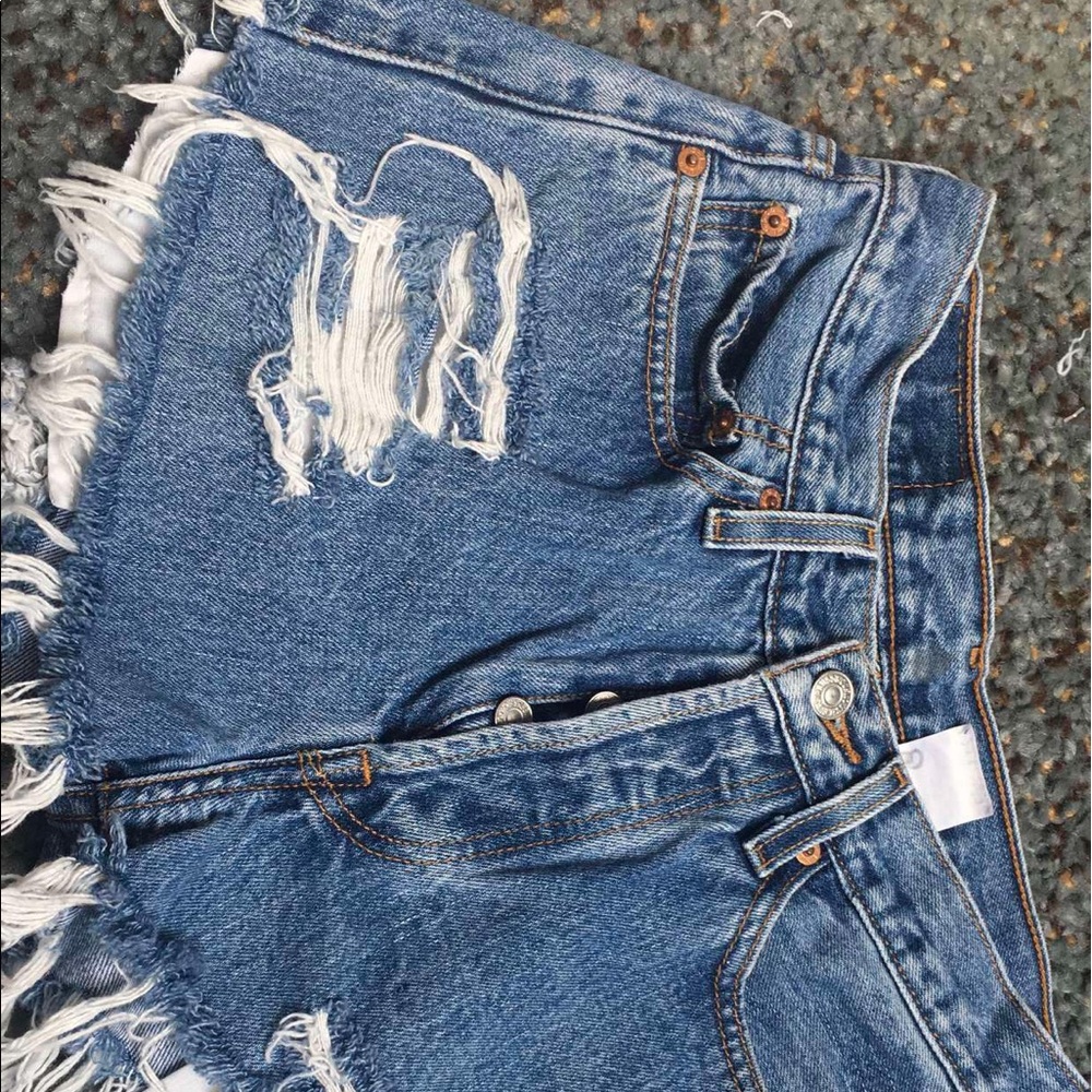 CUSTOM DISTRESSED LEVI SHORTS! ALL SIZES!!