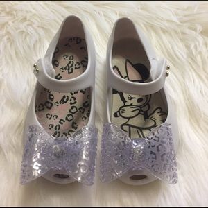 MINI MELISSA TODDLER SIZE 7