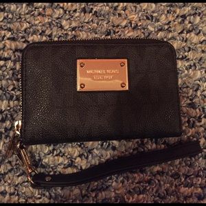 Michael Kors wallet