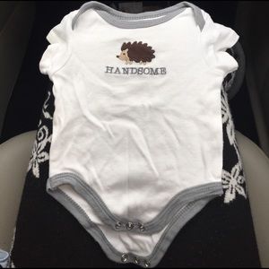 Handsome hedgehog onesieSZ 0-3