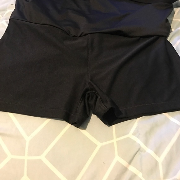 Swimming skirt with built in shorts - Picture 2 of 2