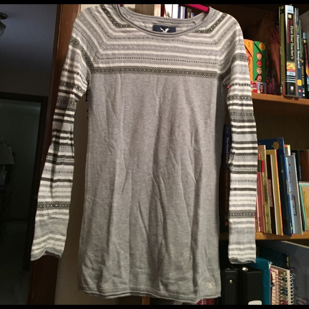 American Eagle long-sleeve shirt