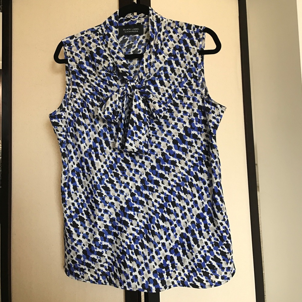 Sleeveless top