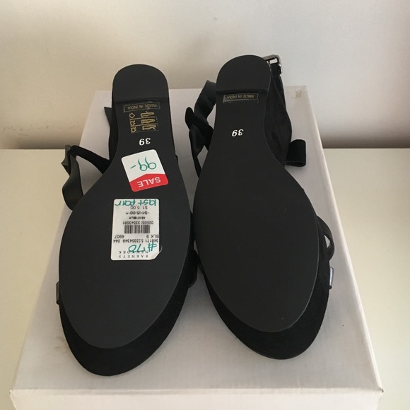 Barneys black wedge sandals. Size 39. NIB! - Picture 5 of 6