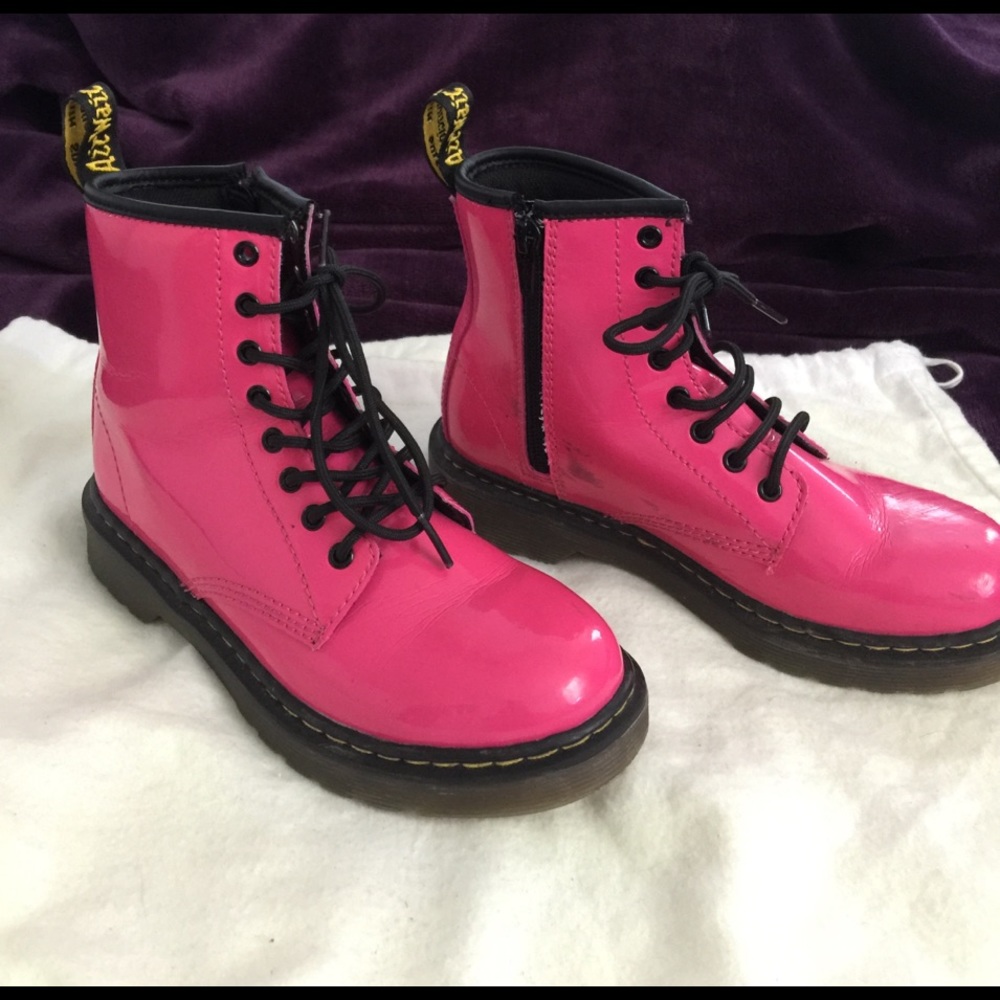 Dr. Martens..youth Delaney neon pink combat boots