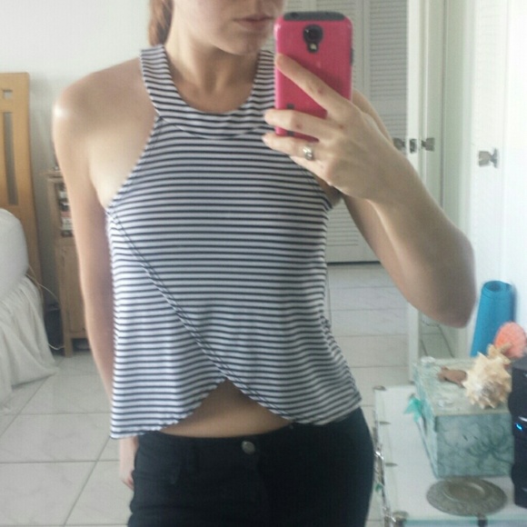 Black & White Striped Halter Top - Picture 2 of 3