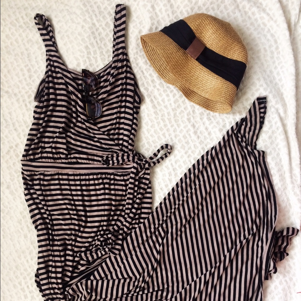 Old Navy | Wrap Maxi dress
